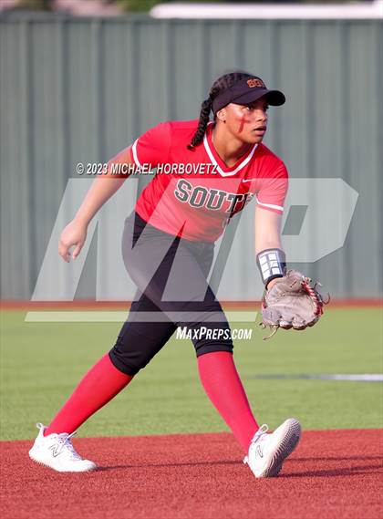 Thumbnail 1 in South Grand Prairie @ Allen (UIL 6A Area) photogallery.