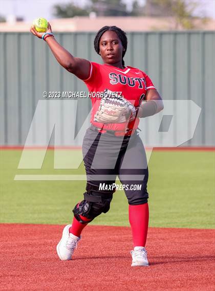 Thumbnail 3 in South Grand Prairie @ Allen (UIL 6A Area) photogallery.