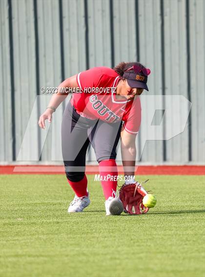 Thumbnail 3 in South Grand Prairie @ Allen (UIL 6A Area) photogallery.