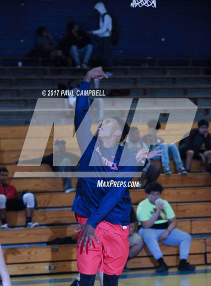 Thumbnail 1 in McClintock @ Camelback photogallery.