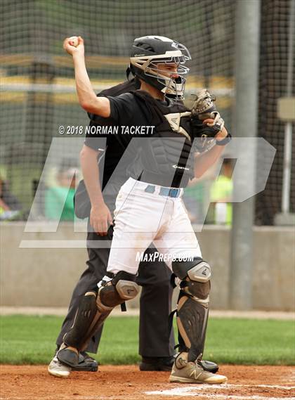Thumbnail 1 in Eisenhower vs Bishop Carroll (KSHSAA 5A Regional Playoff) photogallery.