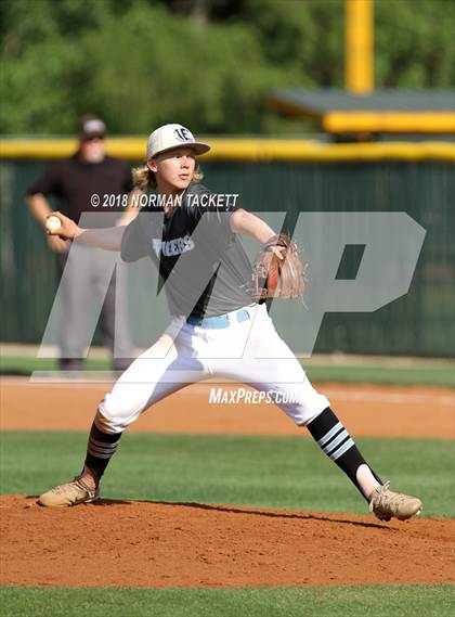 Thumbnail 1 in Eisenhower vs Bishop Carroll (KSHSAA 5A Regional Playoff) photogallery.