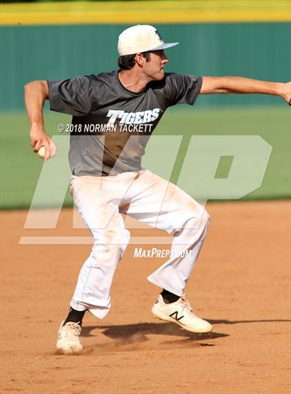 Thumbnail 1 in Eisenhower vs Bishop Carroll (KSHSAA 5A Regional Playoff) photogallery.