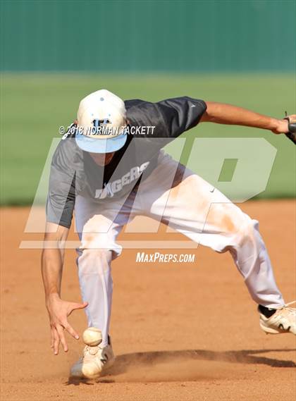 Thumbnail 3 in Eisenhower vs Bishop Carroll (KSHSAA 5A Regional Playoff) photogallery.