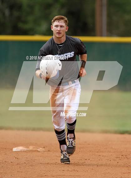 Thumbnail 3 in Eisenhower vs Bishop Carroll (KSHSAA 5A Regional Playoff) photogallery.