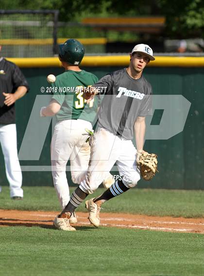 Thumbnail 1 in Eisenhower vs Bishop Carroll (KSHSAA 5A Regional Playoff) photogallery.