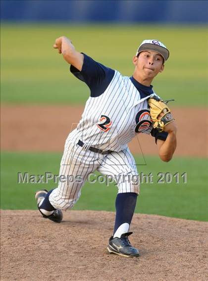 Thumbnail 2 in Alemany vs. Chatsworth (Hard 9 National Classic) photogallery.