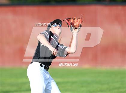 Thumbnail 1 in Oak Ridge @ Woodcreek photogallery.