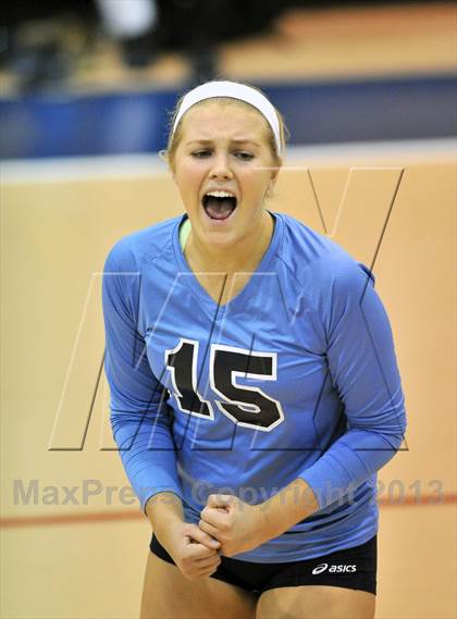 Thumbnail 2 in Villa Maria Academy vs Gwynedd Mercy Academy (District 1 Semifinal) photogallery.