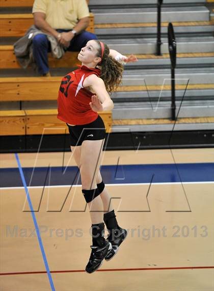 Thumbnail 2 in Villa Maria Academy vs Gwynedd Mercy Academy (District 1 Semifinal) photogallery.