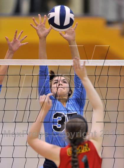 Thumbnail 1 in Villa Maria Academy vs Gwynedd Mercy Academy (District 1 Semifinal) photogallery.