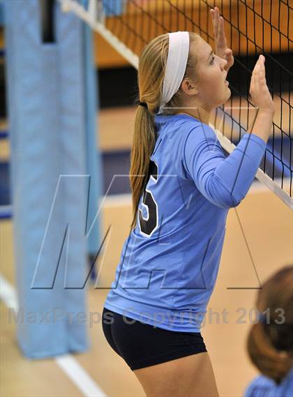 Thumbnail 1 in Villa Maria Academy vs Gwynedd Mercy Academy (District 1 Semifinal) photogallery.