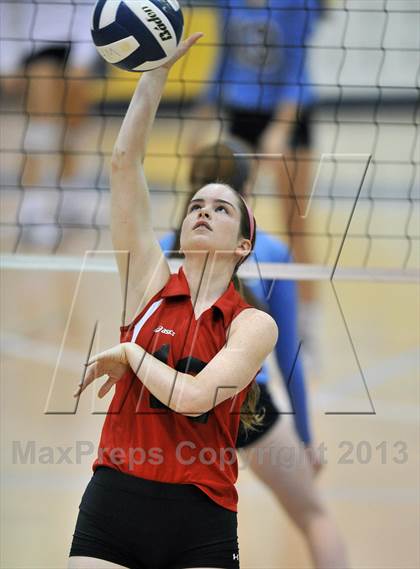 Thumbnail 3 in Villa Maria Academy vs Gwynedd Mercy Academy (District 1 Semifinal) photogallery.