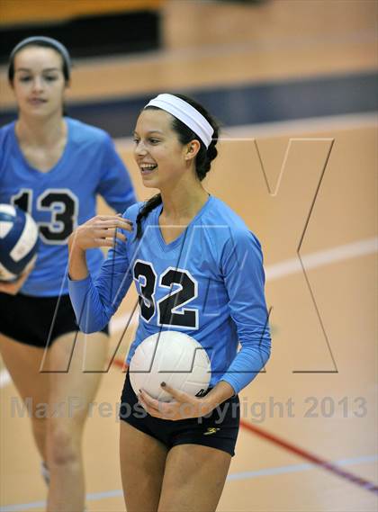 Thumbnail 3 in Villa Maria Academy vs Gwynedd Mercy Academy (District 1 Semifinal) photogallery.
