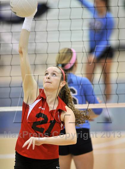 Thumbnail 2 in Villa Maria Academy vs Gwynedd Mercy Academy (District 1 Semifinal) photogallery.