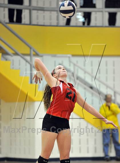Thumbnail 3 in Villa Maria Academy vs Gwynedd Mercy Academy (District 1 Semifinal) photogallery.