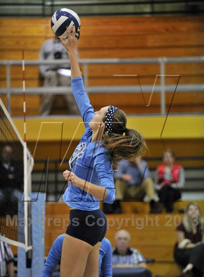 Thumbnail 2 in Villa Maria Academy vs Gwynedd Mercy Academy (District 1 Semifinal) photogallery.