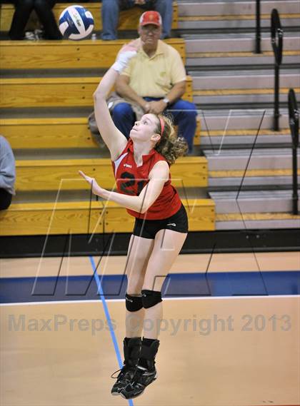 Thumbnail 3 in Villa Maria Academy vs Gwynedd Mercy Academy (District 1 Semifinal) photogallery.