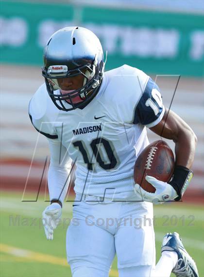 Thumbnail 2 in Madison vs. St. Augustine (CIF SDS D4 Final) photogallery.