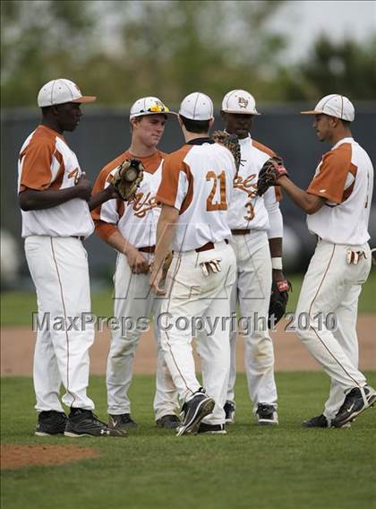 Thumbnail 3 in Kennedale @ Bowie photogallery.