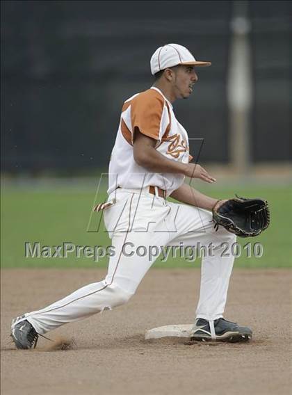 Thumbnail 2 in Kennedale @ Bowie photogallery.