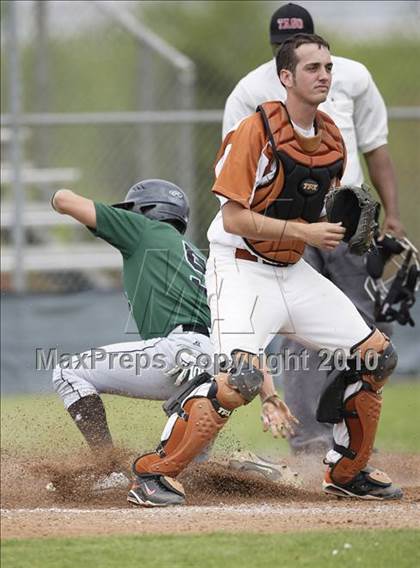 Thumbnail 2 in Kennedale @ Bowie photogallery.