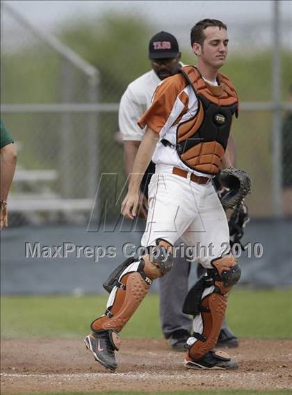 Thumbnail 2 in Kennedale @ Bowie photogallery.