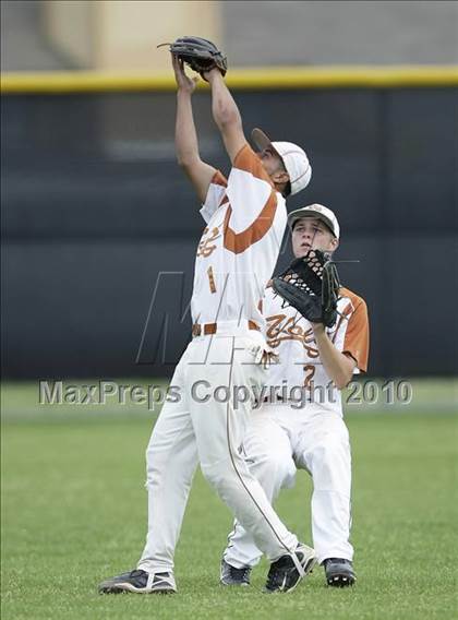 Thumbnail 3 in Kennedale @ Bowie photogallery.