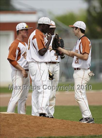 Thumbnail 3 in Kennedale @ Bowie photogallery.