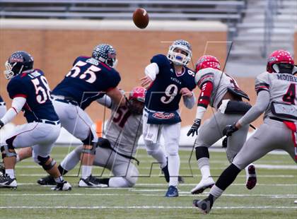 Thumbnail 3 in Ryan vs. Cedar Hill (UIL 5A D2 Quarterfinal) photogallery.