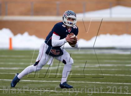 Thumbnail 1 in Ryan vs. Cedar Hill (UIL 5A D2 Quarterfinal) photogallery.