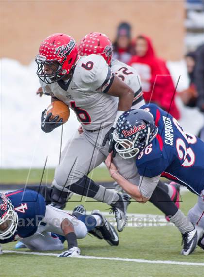 Thumbnail 1 in Ryan vs. Cedar Hill (UIL 5A D2 Quarterfinal) photogallery.