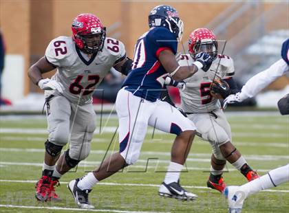 Thumbnail 3 in Ryan vs. Cedar Hill (UIL 5A D2 Quarterfinal) photogallery.