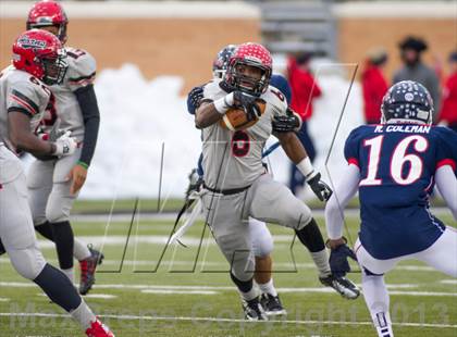 Thumbnail 1 in Ryan vs. Cedar Hill (UIL 5A D2 Quarterfinal) photogallery.
