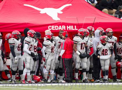 Thumbnail 2 in Ryan vs. Cedar Hill (UIL 5A D2 Quarterfinal) photogallery.