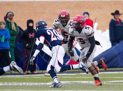Thumbnail 1 in Ryan vs. Cedar Hill (UIL 5A D2 Quarterfinal) photogallery.