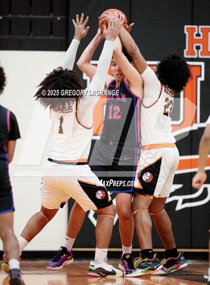 Thumbnail 2 in Sam Houston vs Haltom photogallery.