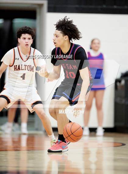 Thumbnail 1 in Sam Houston vs Haltom photogallery.