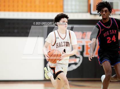 Thumbnail 1 in Sam Houston vs Haltom photogallery.