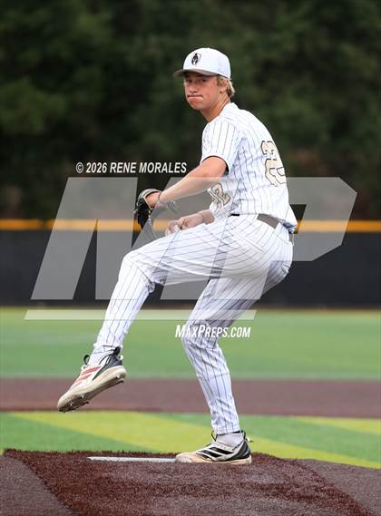 Thumbnail 1 in Harvard-Westlake vs St Francis photogallery.