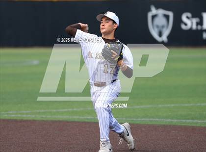 Thumbnail 3 in Harvard-Westlake vs St Francis photogallery.