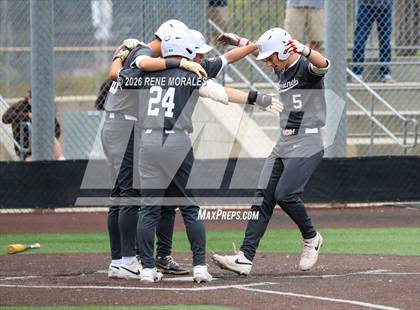 Thumbnail 3 in Harvard-Westlake vs St Francis photogallery.