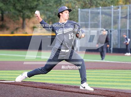 Thumbnail 3 in Harvard-Westlake vs St Francis photogallery.