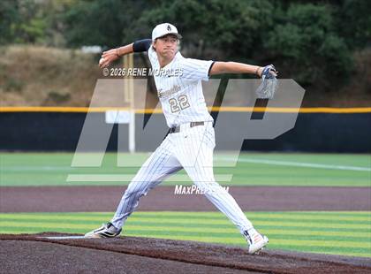 Thumbnail 3 in Harvard-Westlake vs St Francis photogallery.