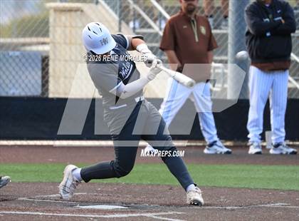 Thumbnail 3 in Harvard-Westlake vs St Francis photogallery.