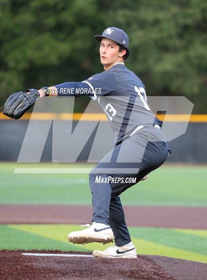 Thumbnail 3 in Harvard-Westlake vs St Francis photogallery.