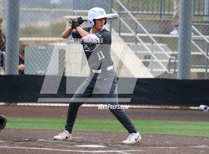 Thumbnail 3 in Harvard-Westlake vs St Francis photogallery.