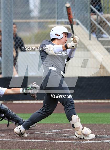 Thumbnail 1 in Harvard-Westlake vs St Francis photogallery.