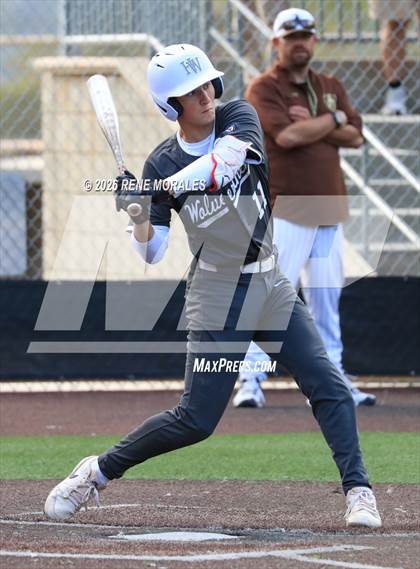 Thumbnail 1 in Harvard-Westlake vs St Francis photogallery.
