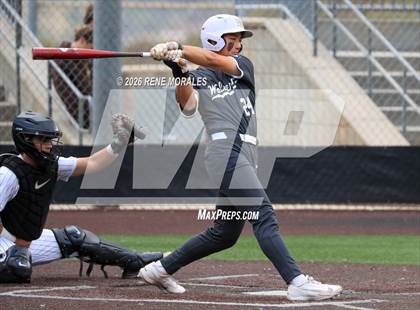 Thumbnail 3 in Harvard-Westlake vs St Francis photogallery.